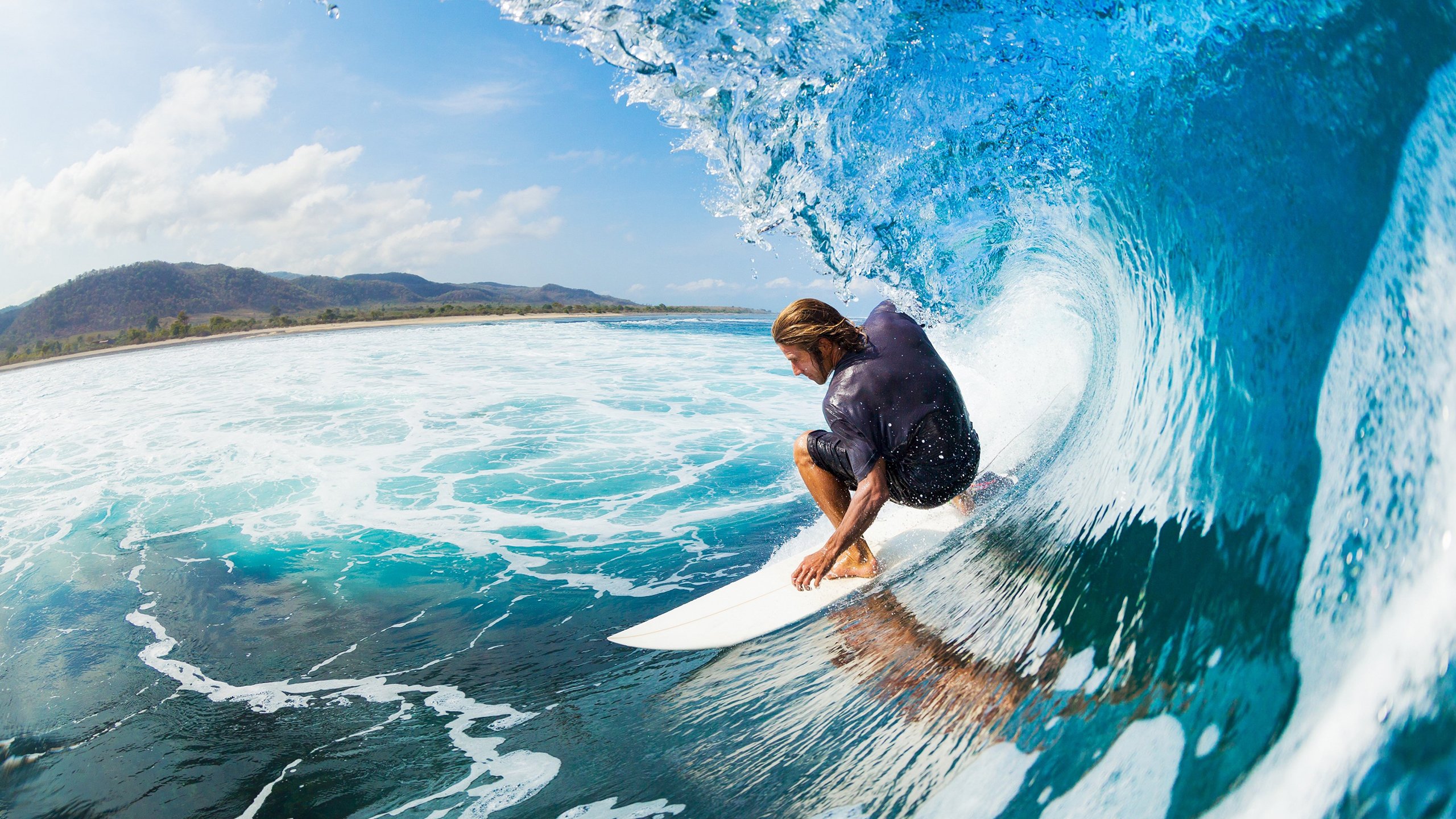 国际雪地摩托挑战赛,冰雪中极速驰骋的勇士,雪地摩托历史